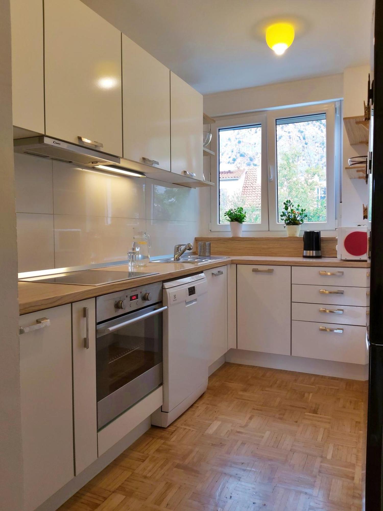 Apartment Anita Омиш Номер фото