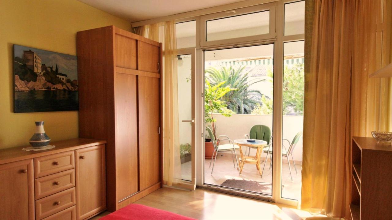 Apartment Anita Омиш Экстерьер фото