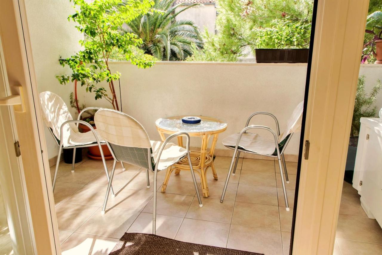 Apartment Anita Омиш Экстерьер фото